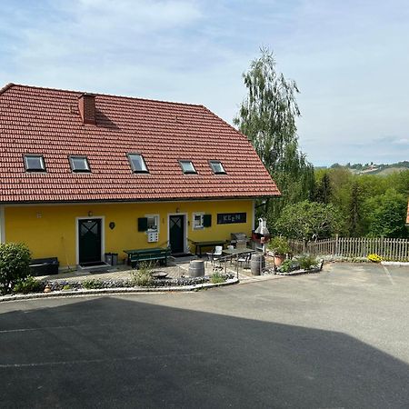 Hotel Haus-Eckberg 101 Gamlitz Esterno foto
